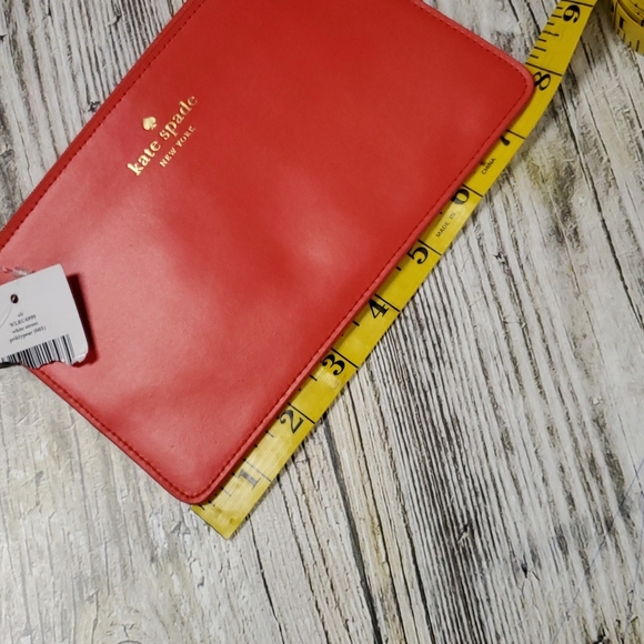 NWT Kate Spade Red Wristlet new with tags - Picture 2 of 7